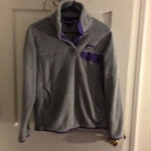 Beautiful Woman’s Patagonia Pullover Fleece